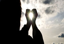 爱游戏：回归德甲？桑乔身边人士称他厌倦了在英超踢球 药厂多特或接盘.